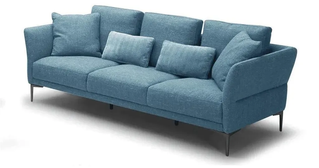 Mẫu ghế sofa ba với màu sắc cực kỳ nhã nhặn sẽ là điểm nhấn cho không gian phòng khách của bạn