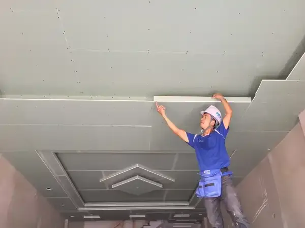 Liên hệ đơn vị thi công chuyên nghiệp khi có vấn đề phát sinh với trần thạch cao