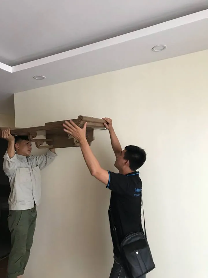 Lắp đặt bàn thờ treo tường