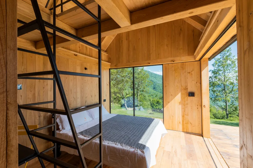 SpaceT