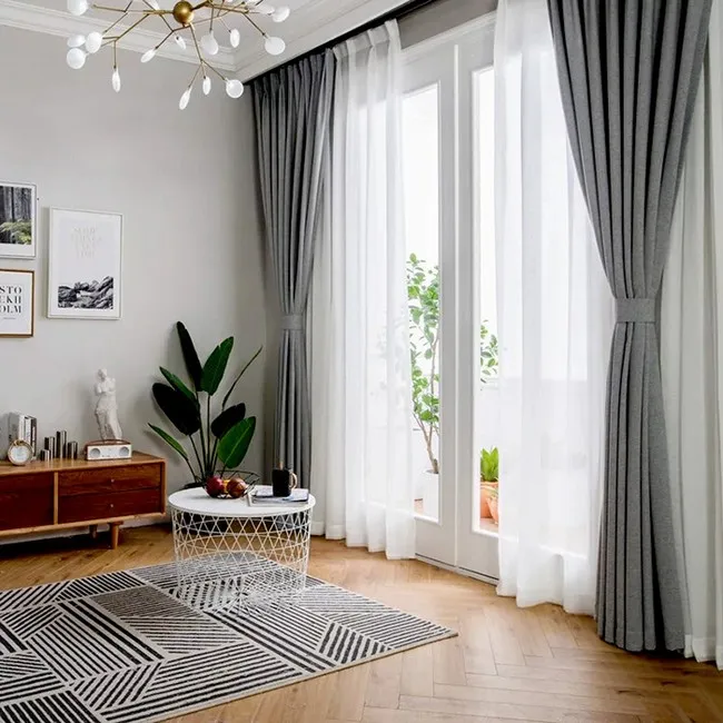 Phòng khách hiện đại dùng rèm cửa đẹp vải rũ 2 lớp