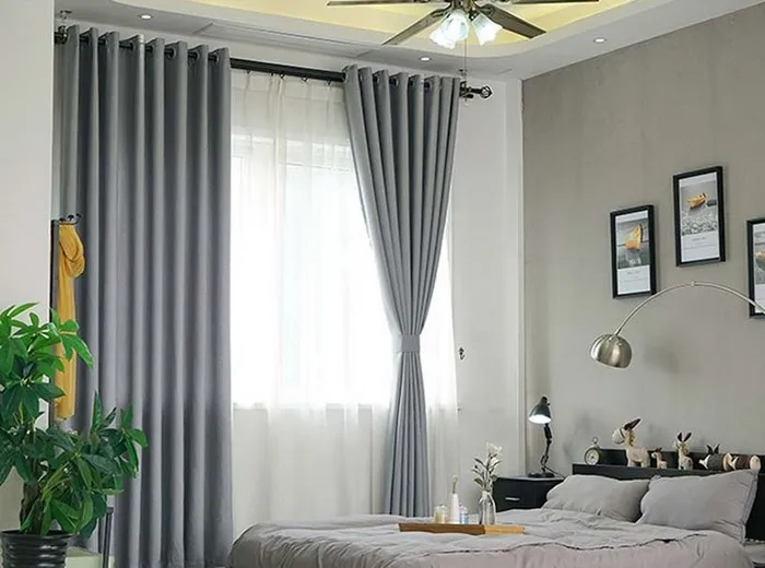 Rèm cửa sổ vải rũ 2 lớp giúp giảm sáng tốt cho phòng ngủ