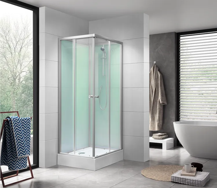 Bồn tắm đứng thường có thiết kế đơn giản và dễ dàng vệ sinh hơn so với các loại bồn tắm khác