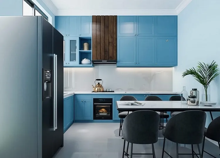 Mẫu tủ bếp đẹp hình chữ L tone xanh trắng cho nhà ống thêm sắc màu