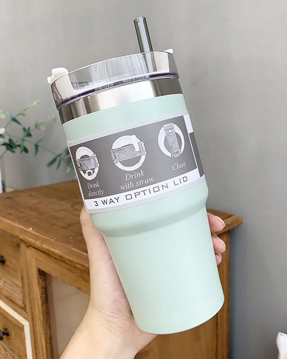 Ly Tyeso Xanh Lá Có Ống Hút