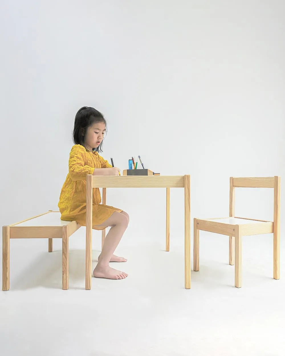 Ghế Băng Gỗ Mặt Trắng Ghế Băng Gỗ Mặt Trắng